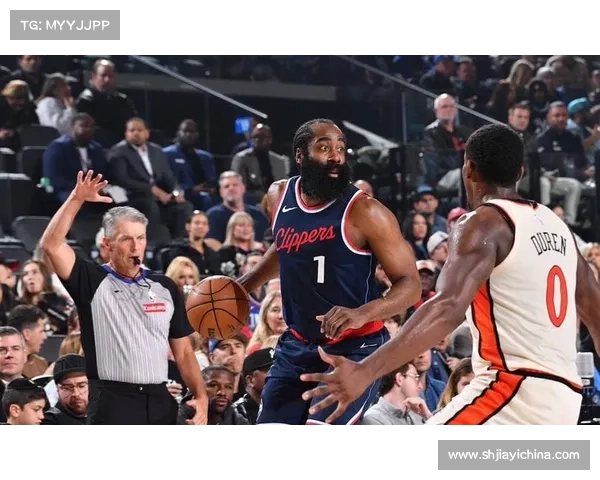 爵士主场迎战火箭NBA焦点赛事强强对话精彩上演 爵士主场迎战火箭NBA焦点赛事强强对话精彩上演